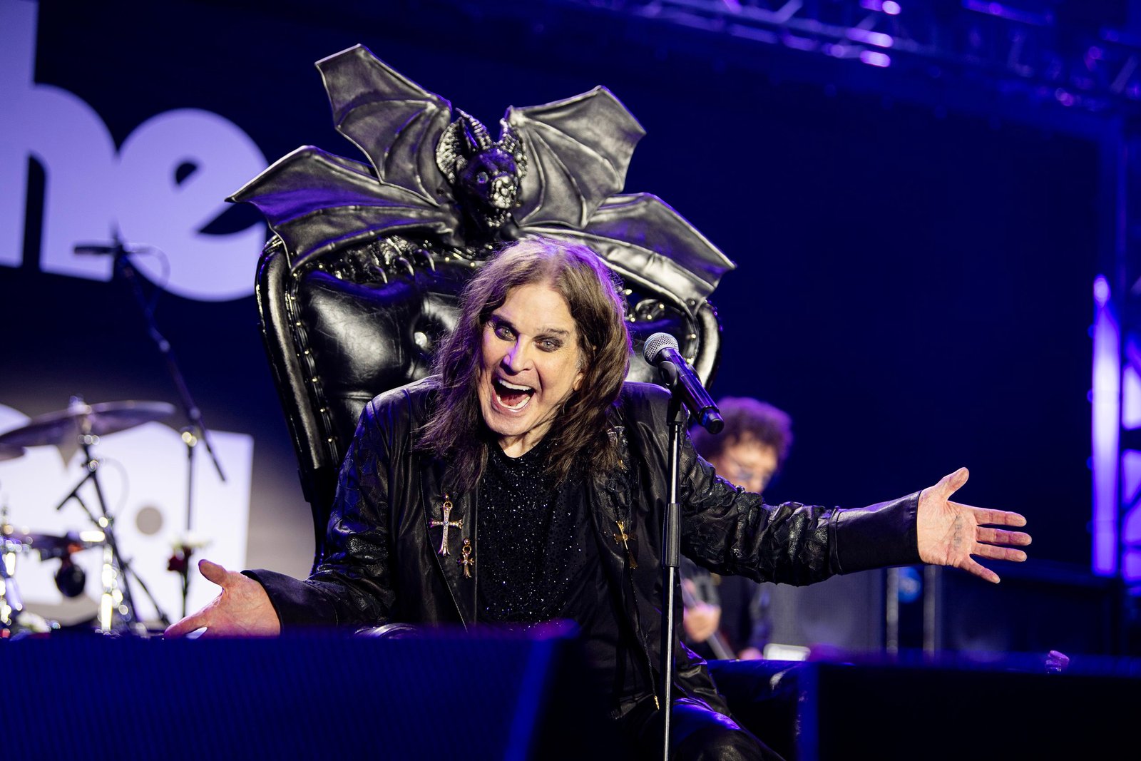 Ozzy Osbourne Back To The Beginning